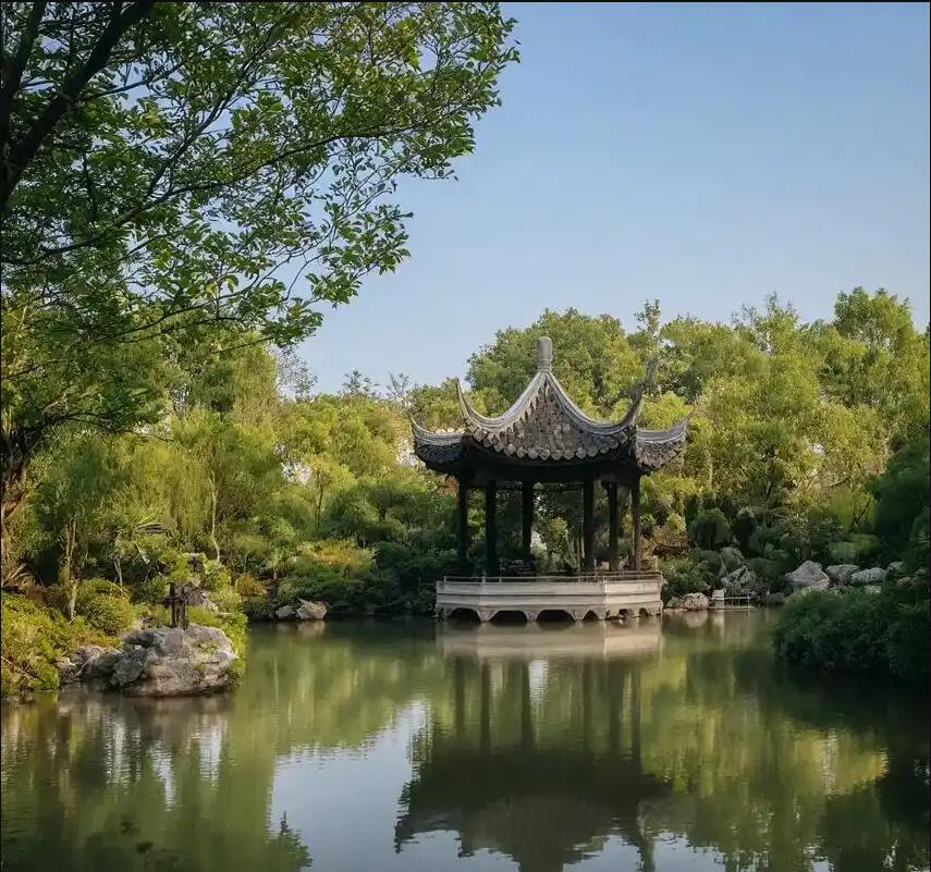 通辽炽热餐饮有限公司